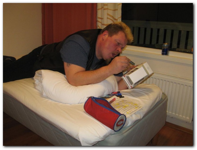 642x481 pixels (88K)